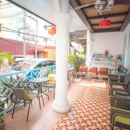Sino House Patong Hotel Kültér fotó