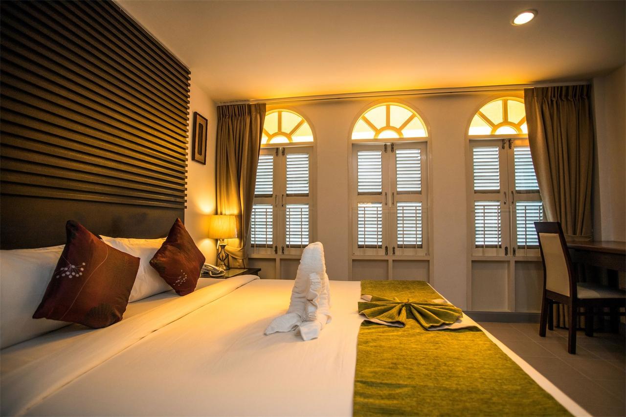 Sino House Patong Hotel Kültér fotó