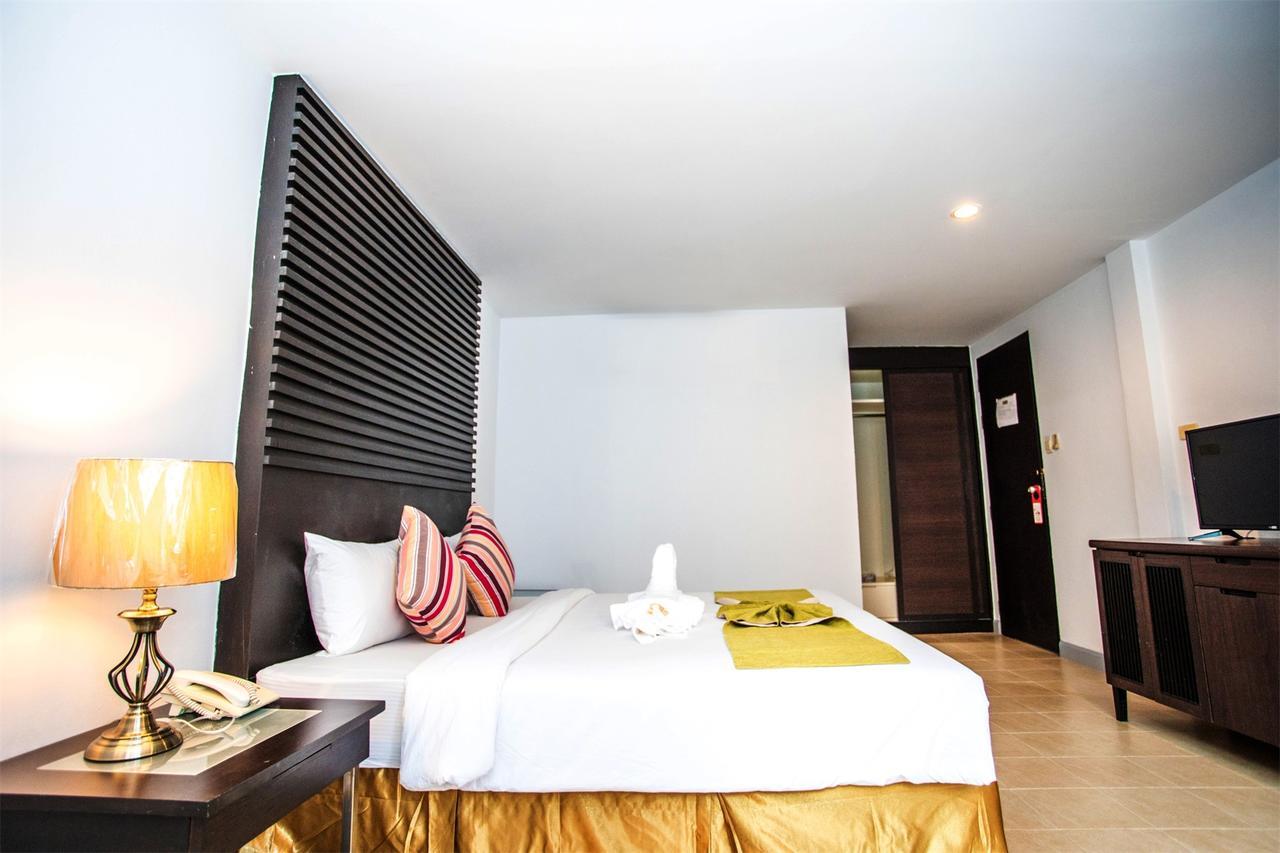 Sino House Patong Hotel Kültér fotó