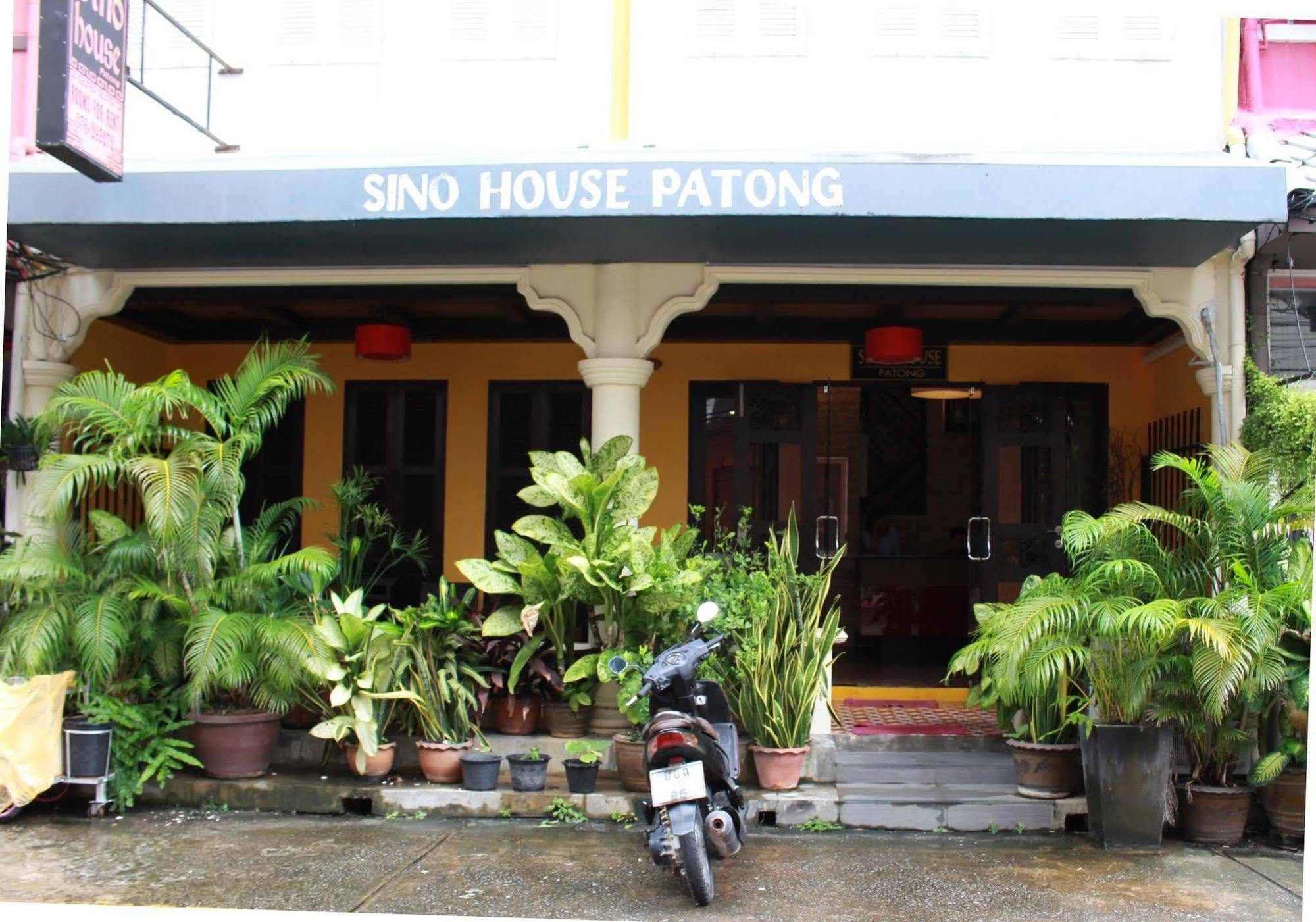 Sino House Patong Hotel Kültér fotó