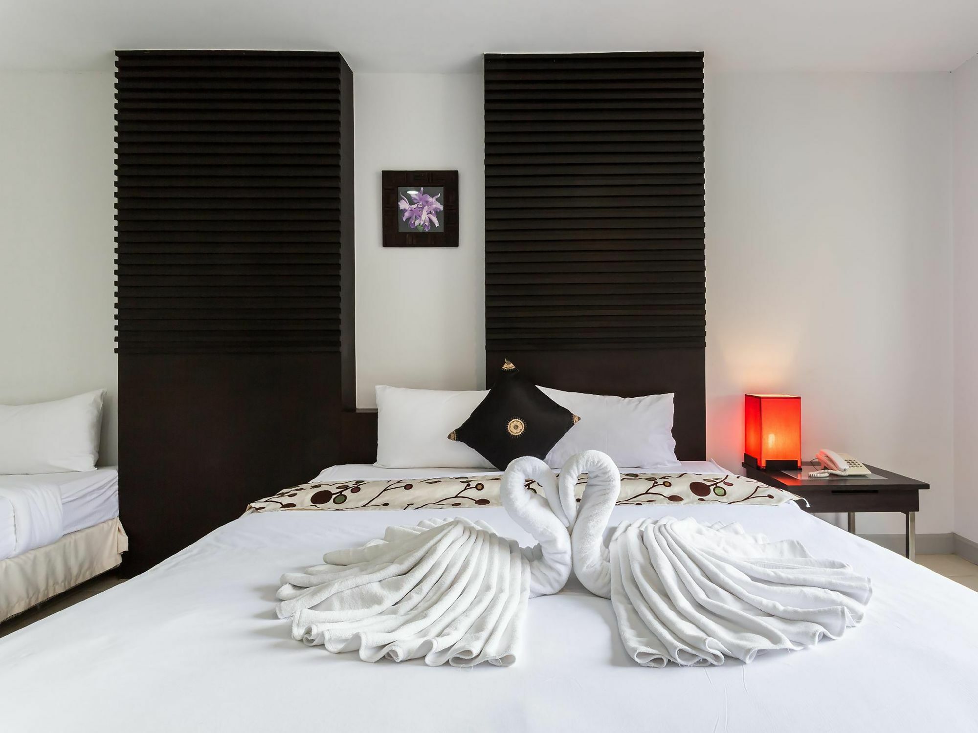 Sino House Patong Hotel Kültér fotó